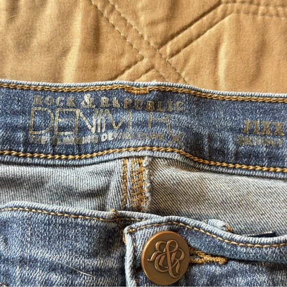 Rock & Republic sz 14 FIXX Women’s Blue Boot Cut Jeans Low Rise Denim - Picture 6 of 16